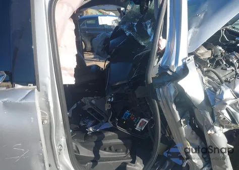 2019 GMC Yukon Xl Slt z USA, uszkodzony, nr VIN 1GKS1GKC6KR377750